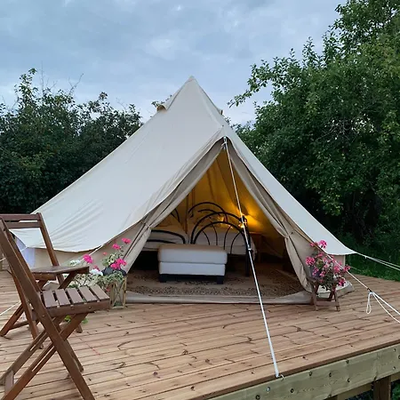 Glamping Ponsa Luxury tent Tohkala